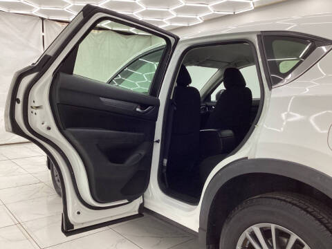 2017 Mazda CX-5 Sport