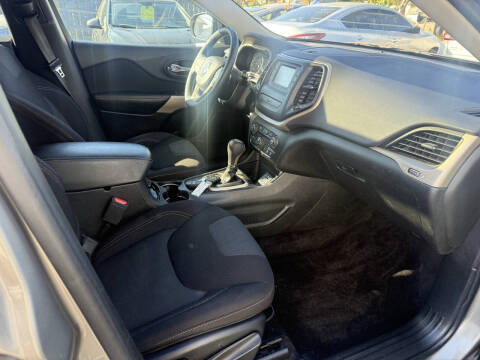 2017 Jeep Cherokee Latitude