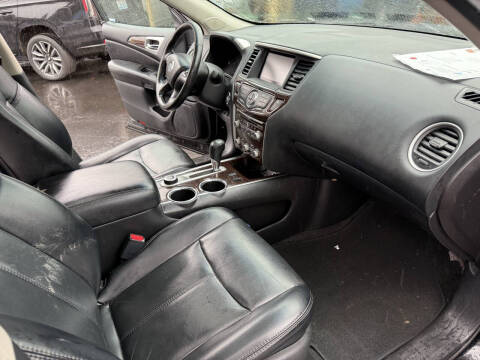 2014 Nissan Pathfinder SL