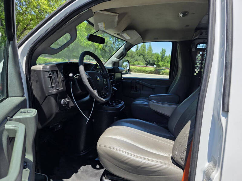 2016 Chevrolet Express 2500