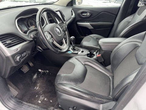 2018 Jeep Cherokee Latitude Plus