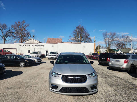 2024 Chrysler Pacifica Touring L