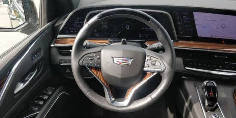 2024 Cadillac Escalade ESV Premium Luxury