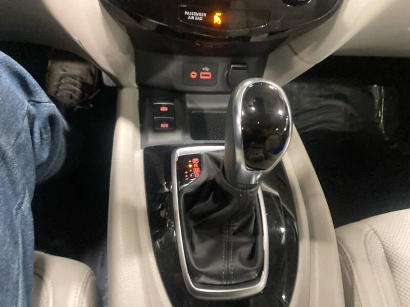 2021 Nissan Rogue Sport SL