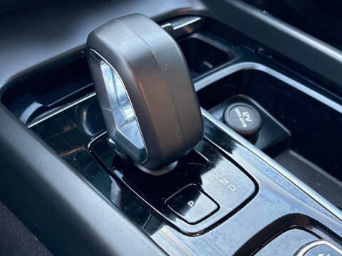 2023 Volvo XC60 B5 Core