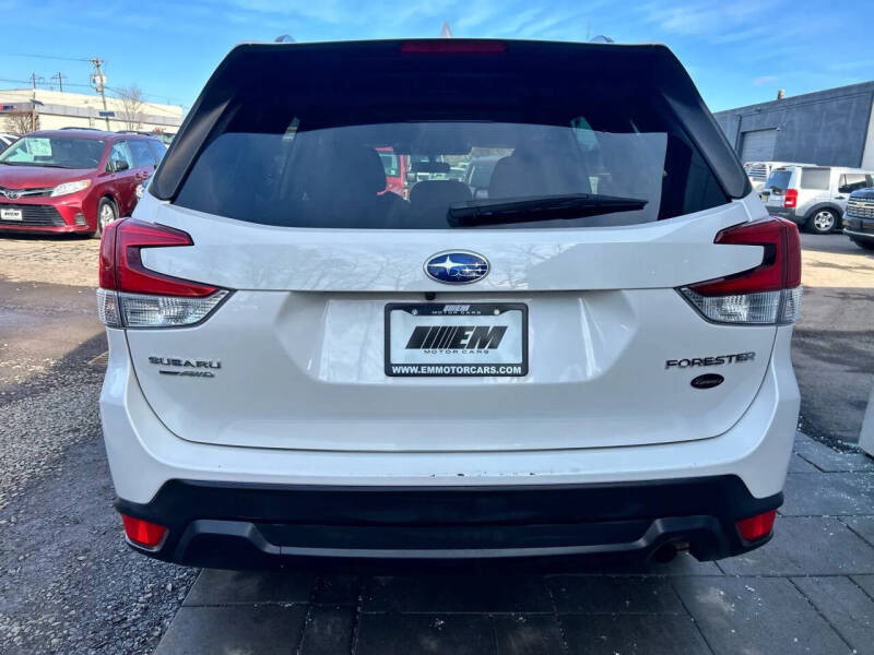 2022 Subaru Forester Premium