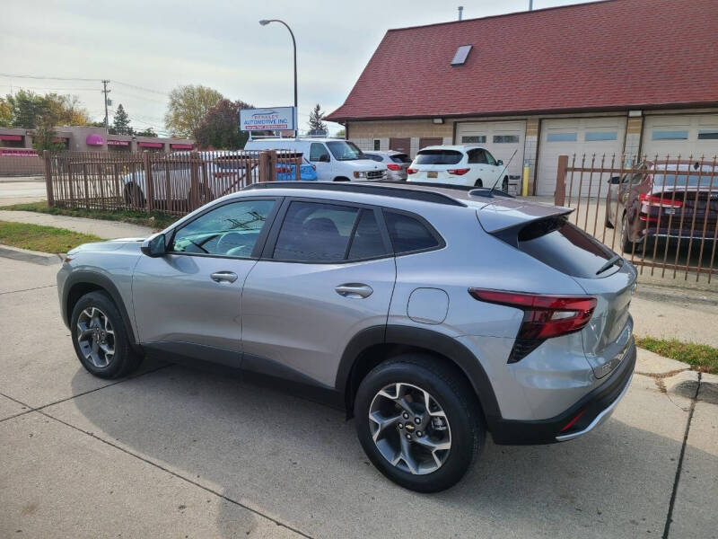 2025 Chevrolet Trax LT