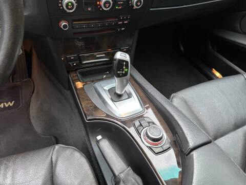 2009 BMW 5 Series 528i xDrive