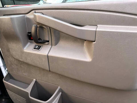 2024 GMC Savana 2500