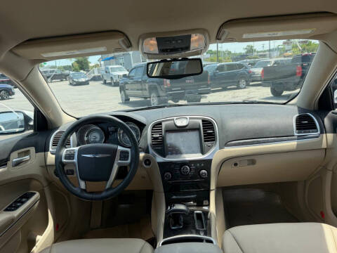2013 Chrysler 300