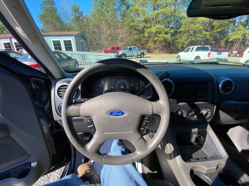2003 Ford Expedition XLT