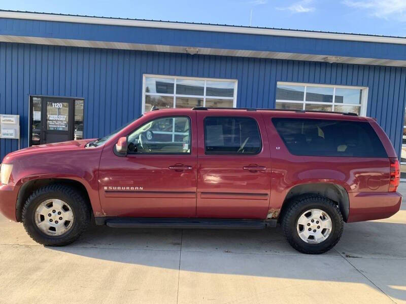 2007 Chevrolet Suburban for sale at Twin City Motors in Grand Forks ND