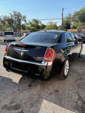 2014 Chrysler 300