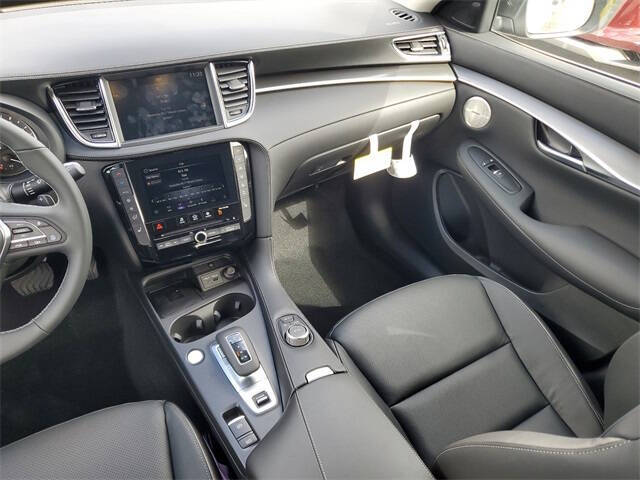 2025 Infiniti QX50 Luxe