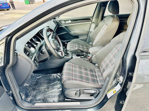 2016 Volkswagen Golf GTI S