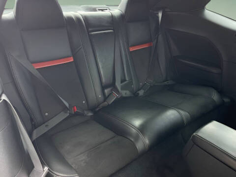 2008 Dodge Challenger SRT8