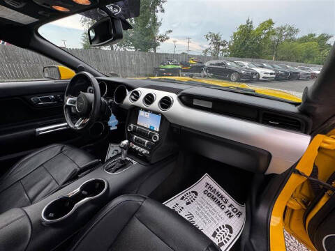 2017 Ford Mustang EcoBoost