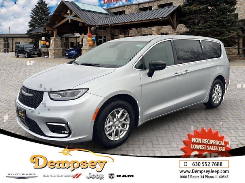 2026 Chrysler Pacifica Select