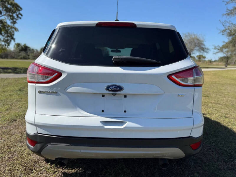 2015 Ford Escape SE