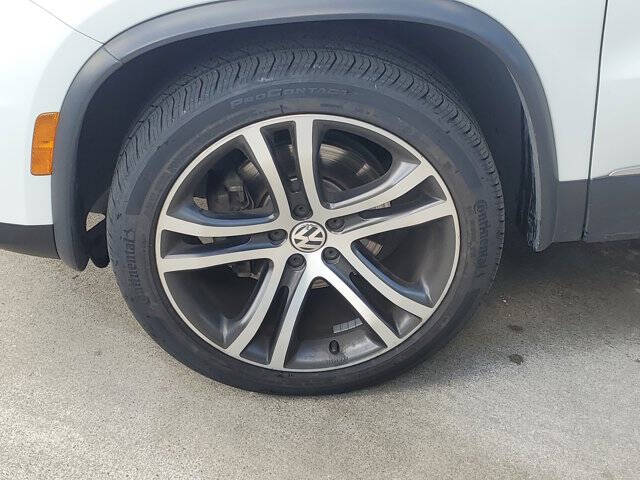 2017 Volkswagen Tiguan 2.0T SEL