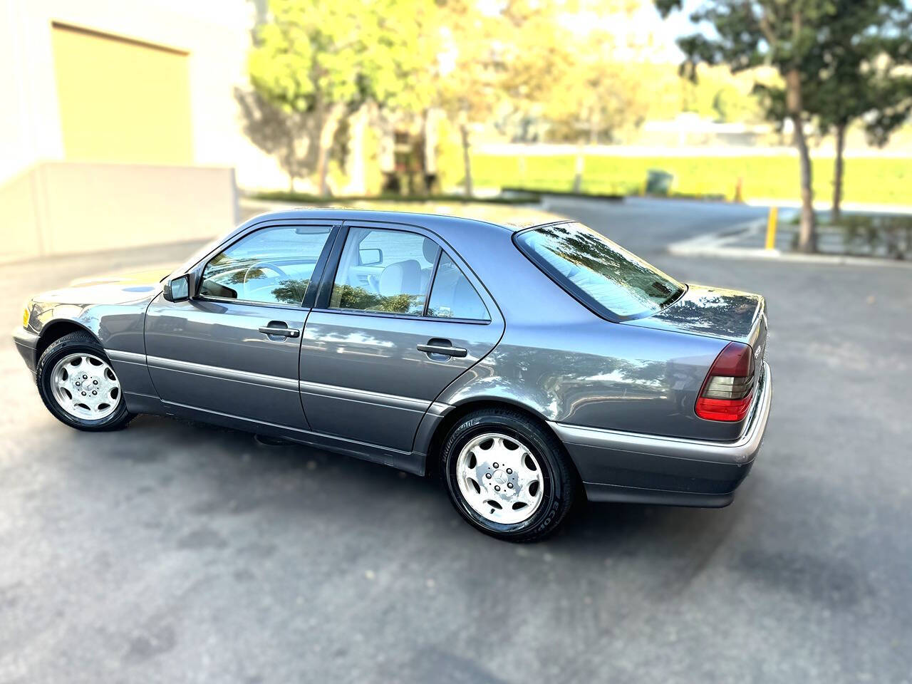 1998 Mercedes-Benz C-Class for sale at DE AUTOS INC in San Juan Capistrano, CA