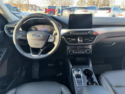 2022 Ford Escape Hybrid SEL