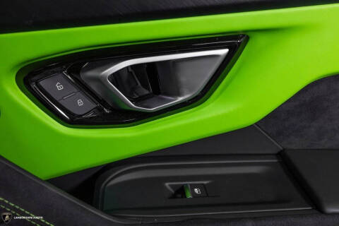 2024 Lamborghini Urus S