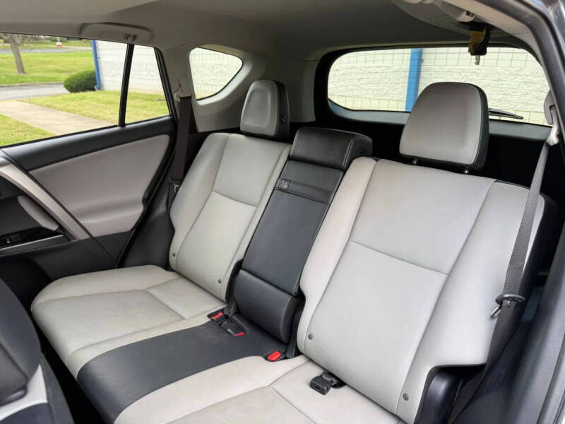 2016 Toyota RAV4 Hybrid Limited