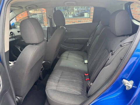 2016 Chevrolet Sonic LT Auto