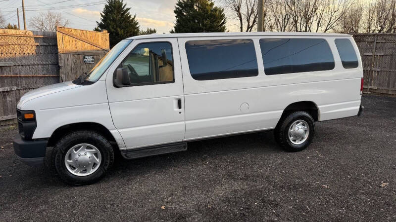 2011 Ford E-Series E-350 SD XL
