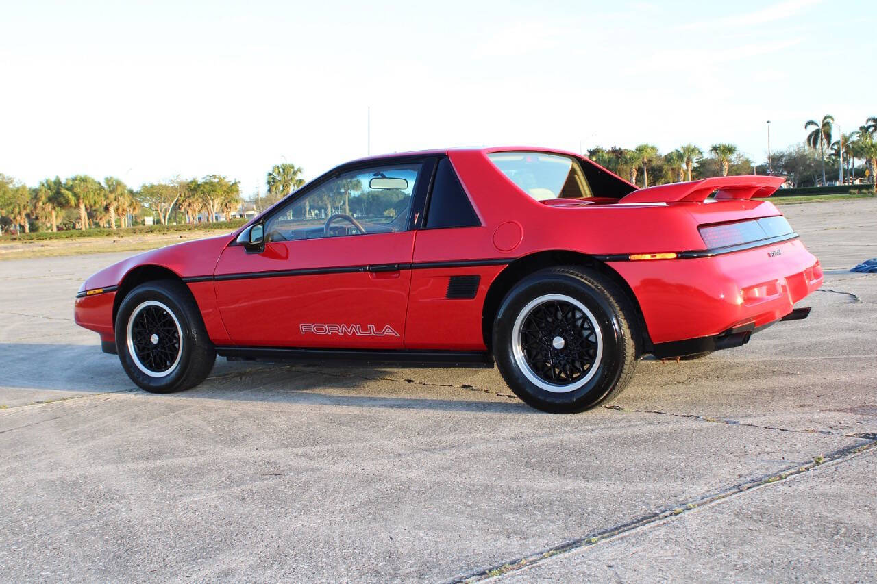 1988 Pontiac Fiero 42