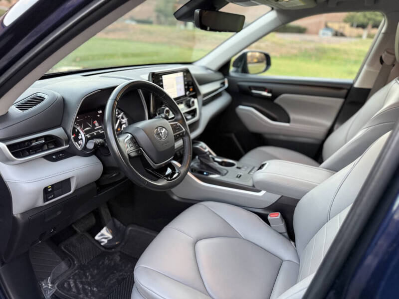 2021 Toyota Highlander XLE