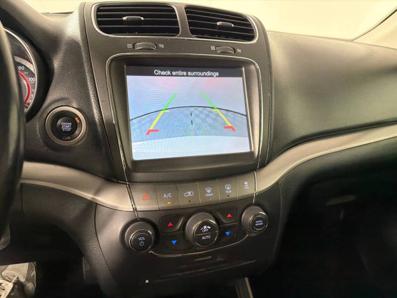 2020 Dodge Journey Crossroad