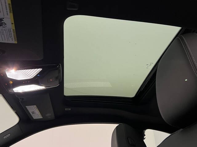 2025 BMW 2 Series 230i