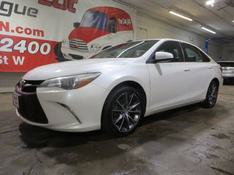 2015 Toyota Camry for sale at The Car Lot in New Prague MN
