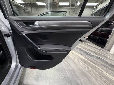 2017 Volkswagen Golf Alltrack