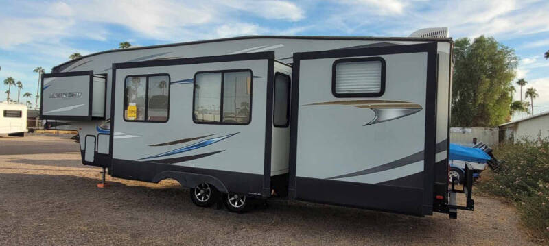 2019 Forest River Arctic Wolf