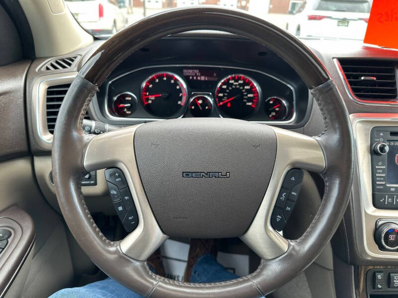 2016 GMC Acadia Denali