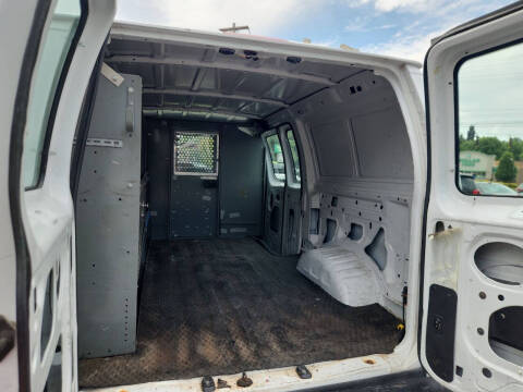 2009 Ford E-Series E-150