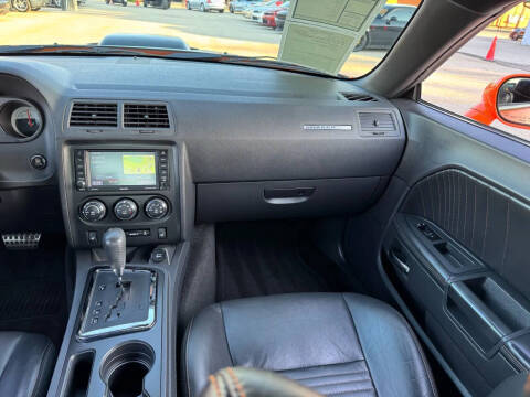 2014 Dodge Challenger R/T Shaker Package