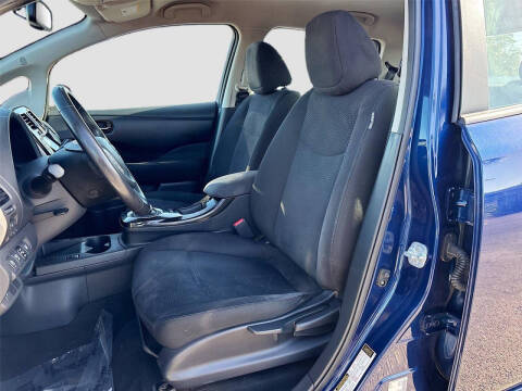 2016 Nissan LEAF SV