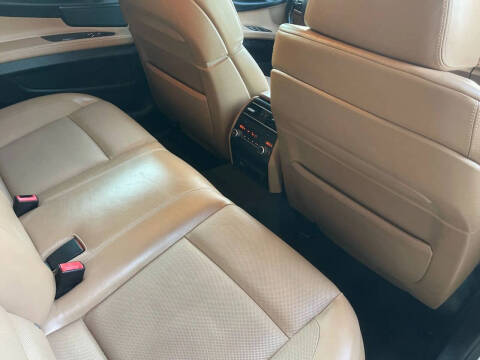 2012 BMW 7 Series 750i