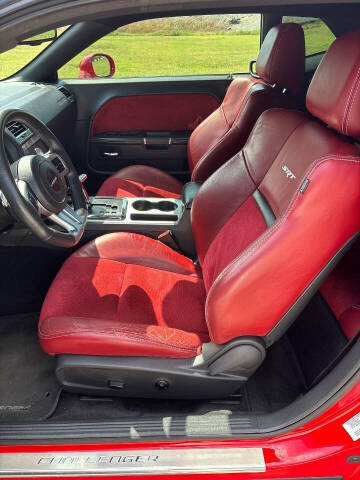 2014 Dodge Challenger SRT8