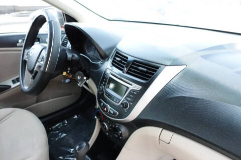 2017 Hyundai Accent Value Edition