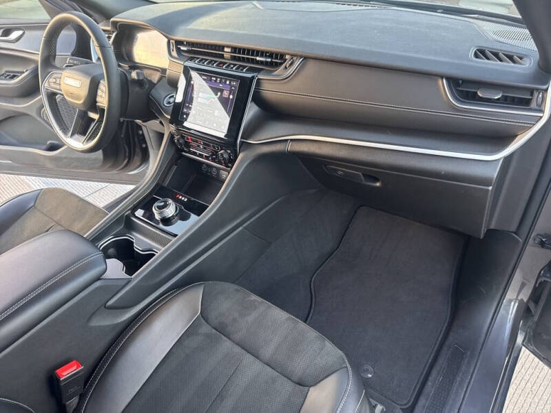 2024 Jeep Grand Cherokee L Altitude