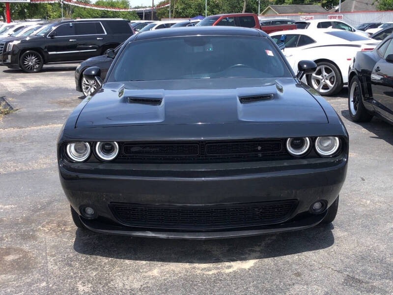 2019 Dodge Challenger SXT