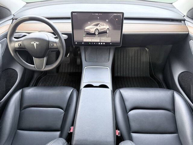 2024 Tesla Model Y Long Range