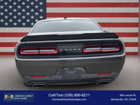 2016 Dodge Challenger 392 HEMI Scat Pack Shaker