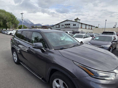 2021 Toyota Highlander LE