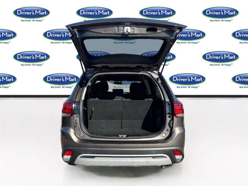 2020 Mitsubishi Outlander ES